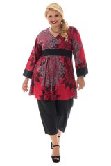tunique grande taille coupe empire avec manches kimono rouge Alix 292534